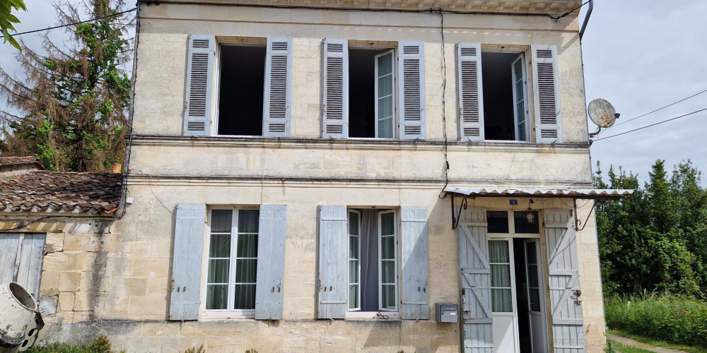 maison à CUSSAC FORT MEDOC (33460)
